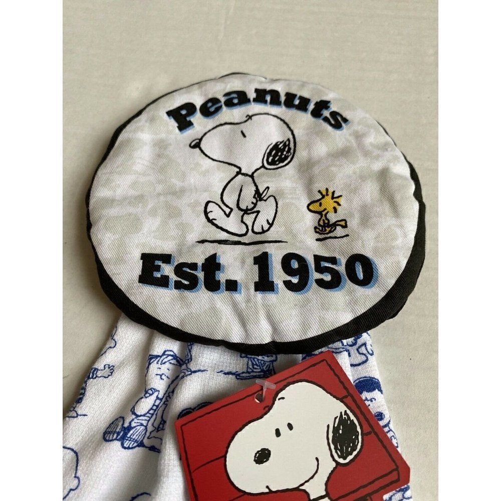 Peanuts Snoopy Doghouse Est. 1950 Hanging Kitchen - Picture 4 of 8